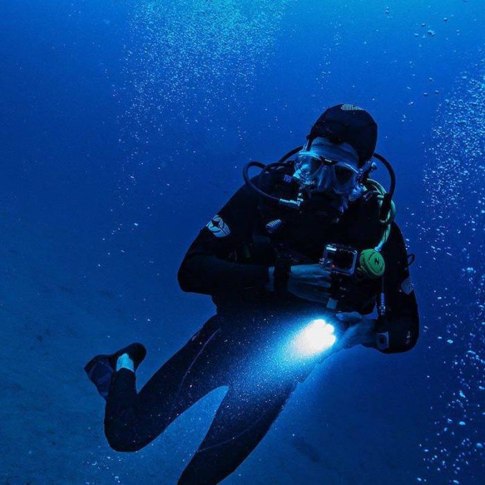 night scuba diving, Mun island